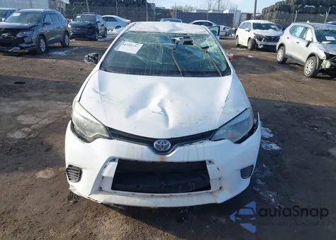 2016 Toyota Corolla Le z USA, uszkodzony, nr VIN 2T1BURHE4GC498320